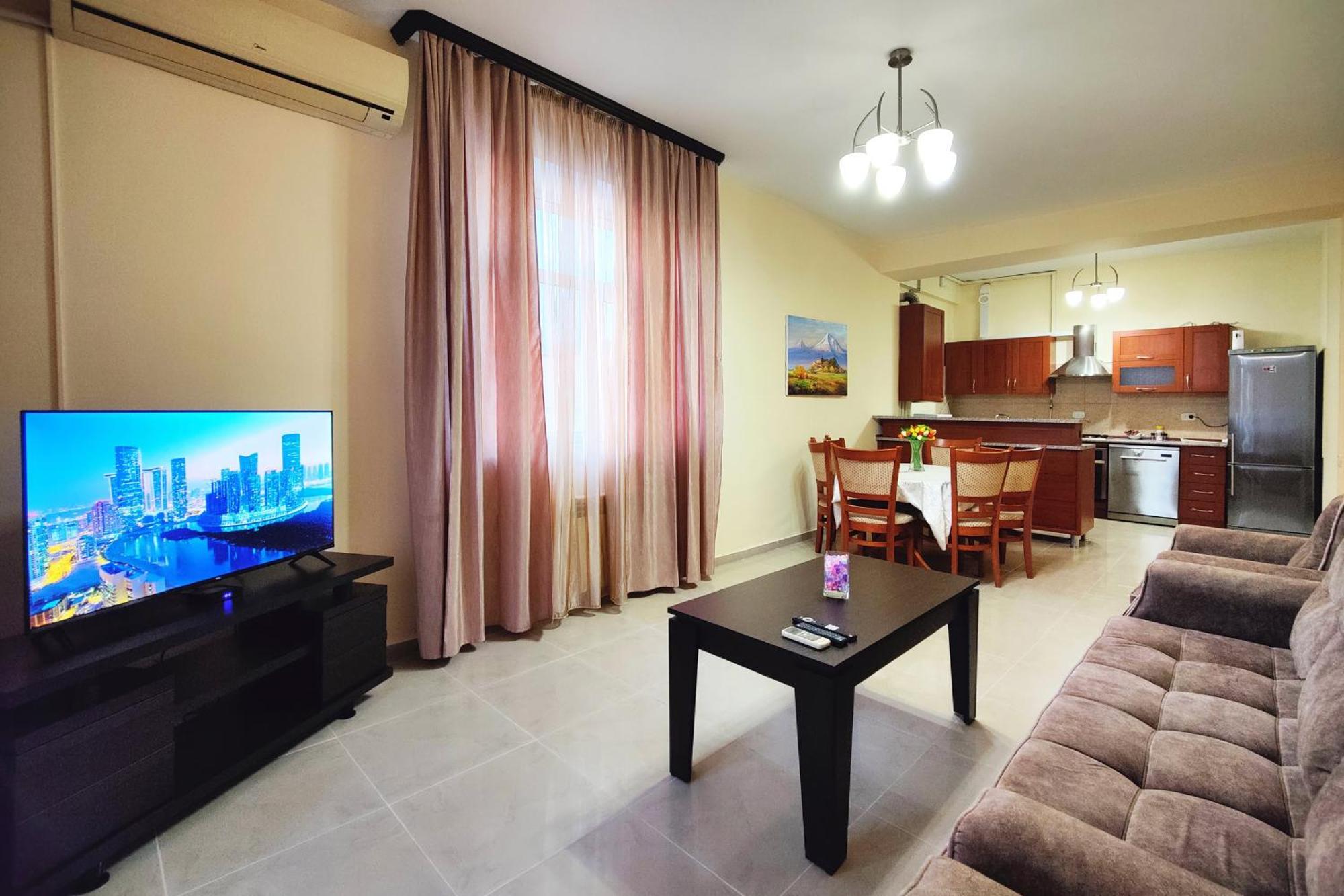 3 Bedroom Apartment In Homey Residence Yerevan Exterior photo